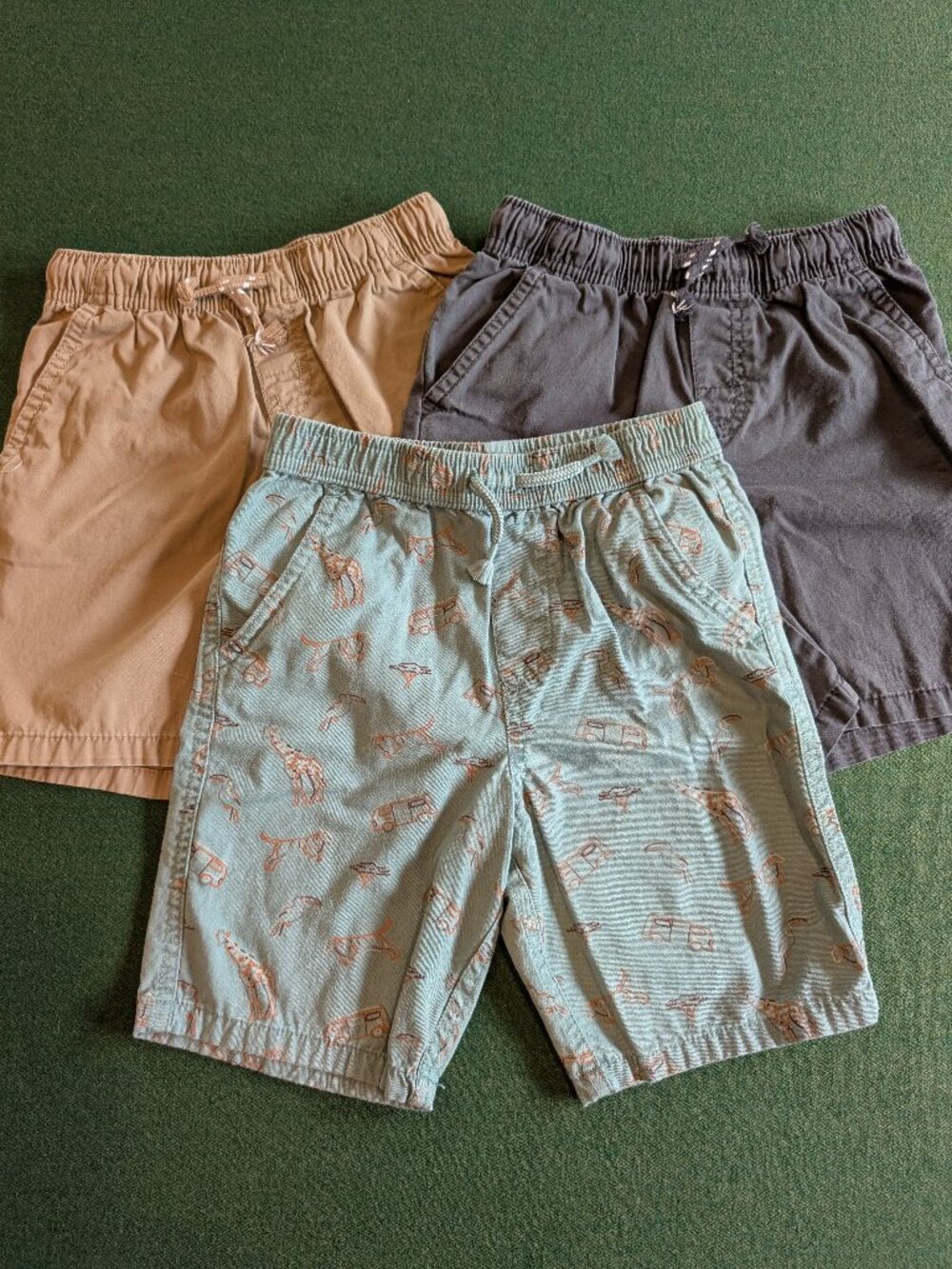 Bundle Boy's Shorts 5T 💙